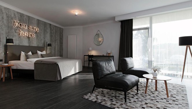 Suite 123